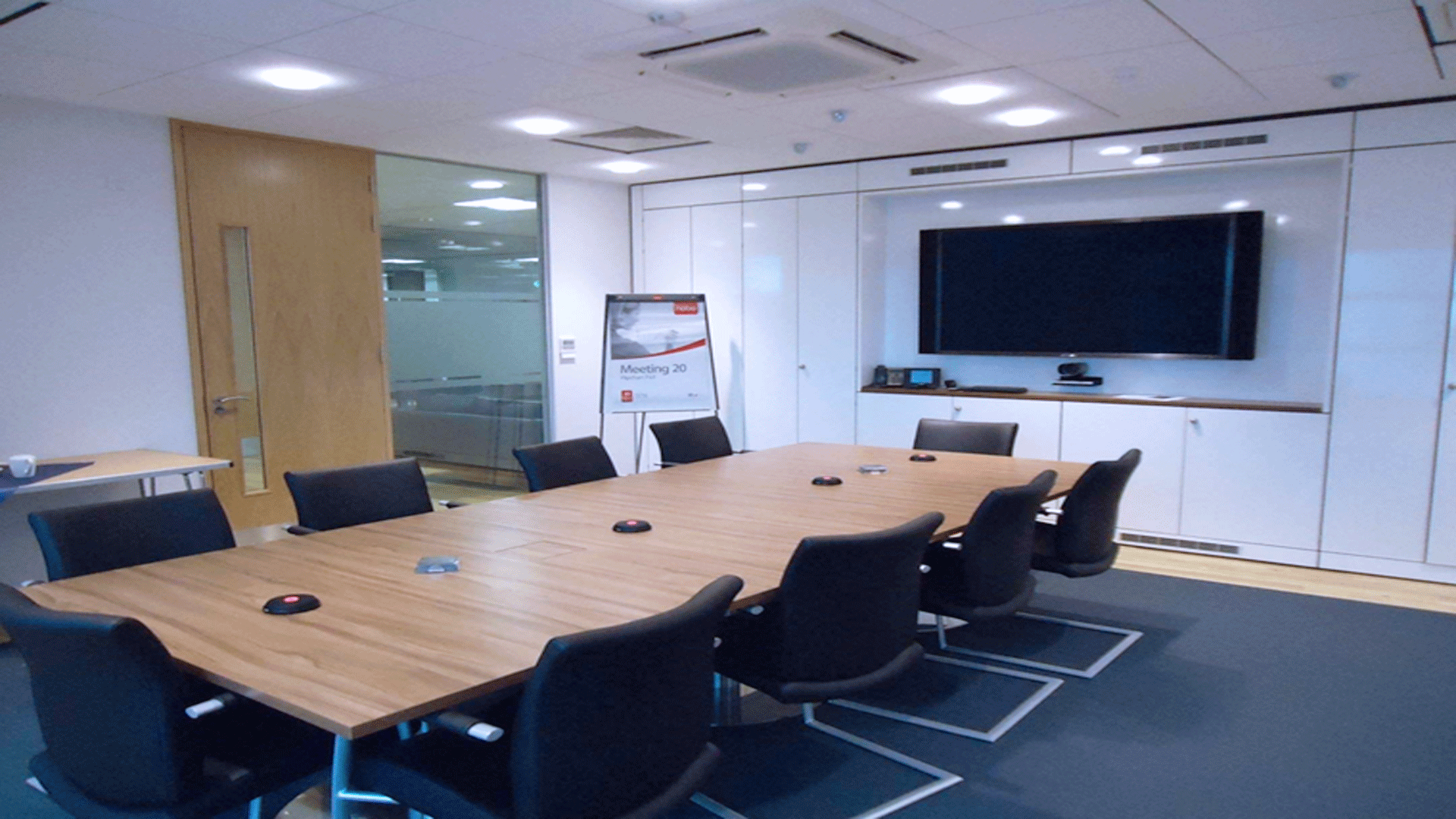 Video Conference Sound Reinforcement Case Study(图1) Video Conference Sound Reinforcement Case Study(图1)