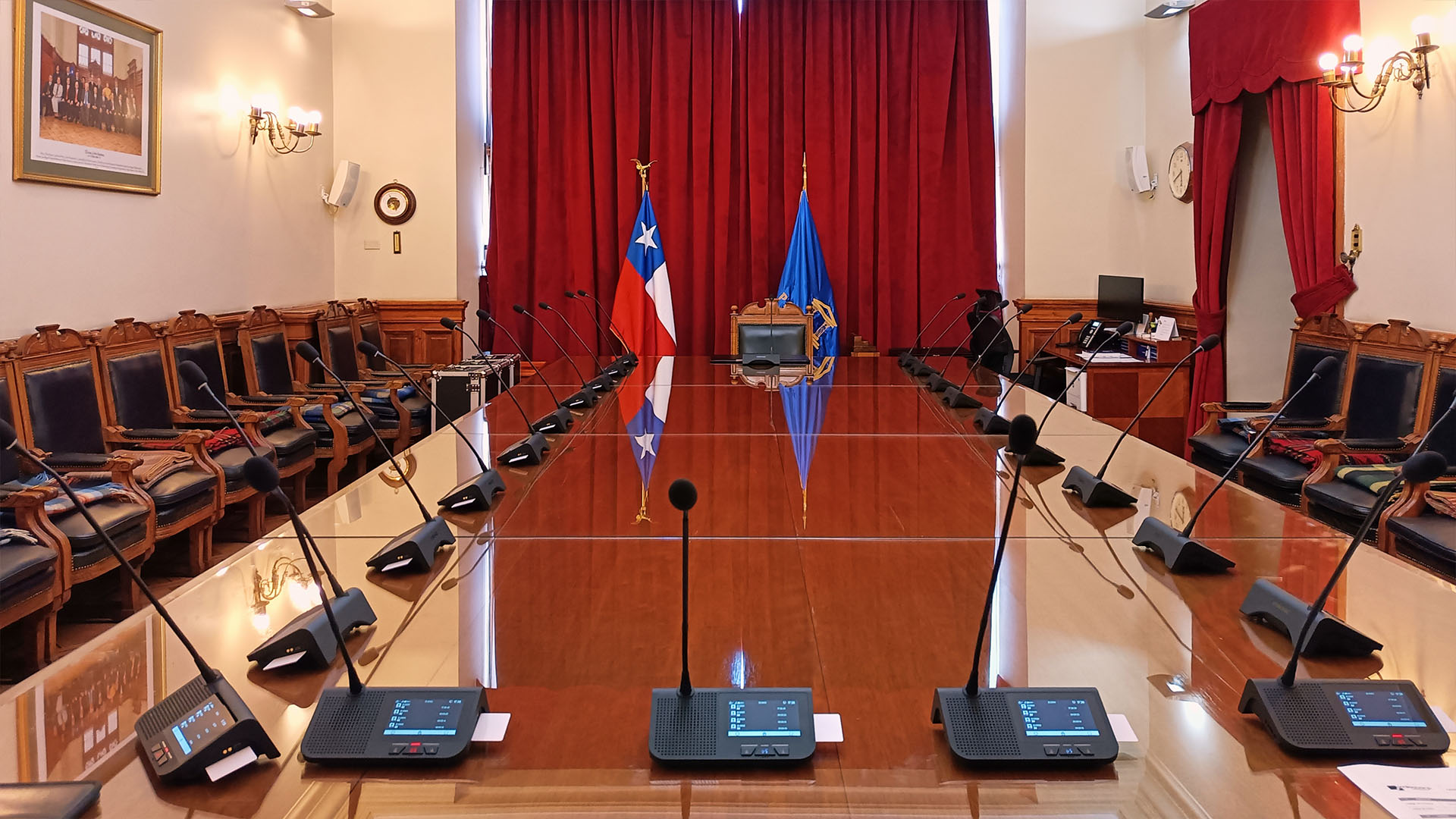Wifi Wireless Multimedia Conference System in The Supreme Court of Justice in Chile